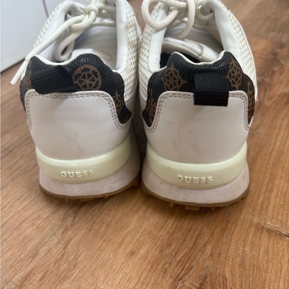 Woman’s GUESS Sneakers - Picture 3 of 6